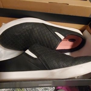 Dr Scholl's memory foam black mule